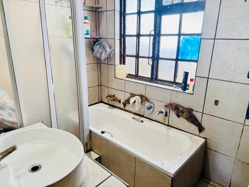 5 Bedroom Property for Sale in Grahamstown Eastern Cape